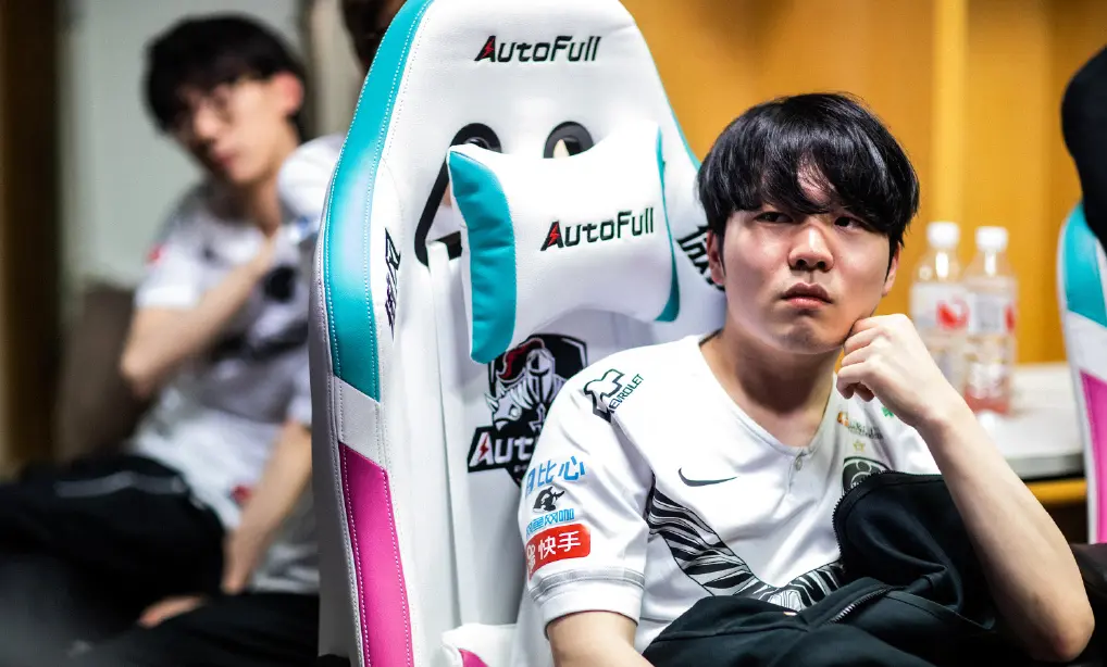 Rookie赛事官方发布突破纪录新规，西班牙队争议不断！(西班牙 淘汰赛)NG28大舞台